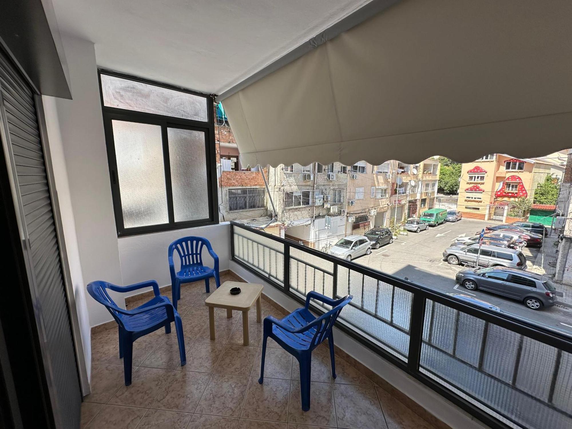 Central Haven Tiranë Luaran gambar